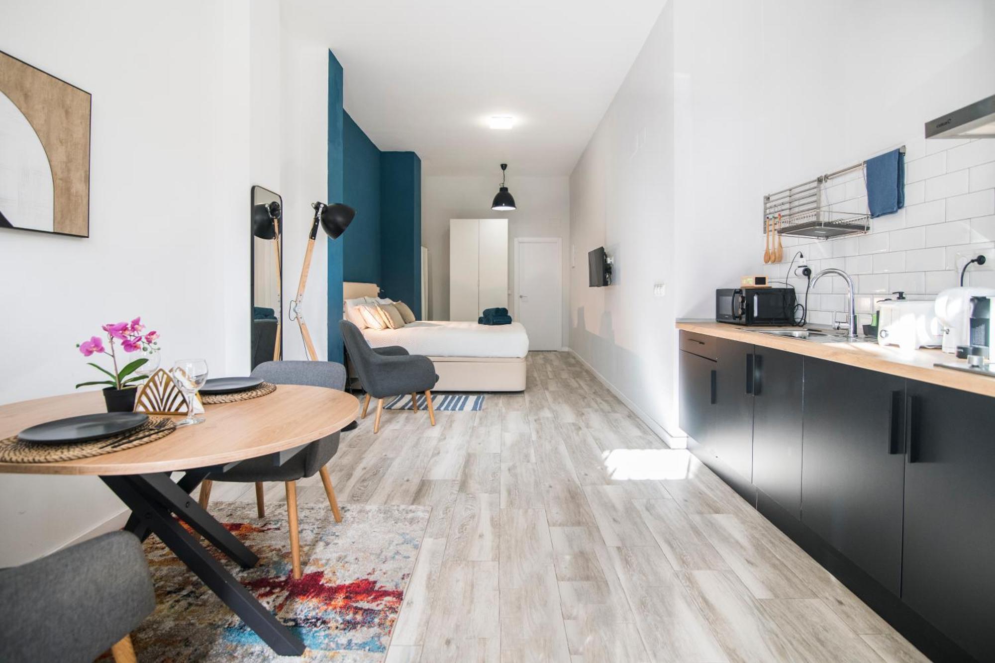 Cozy Loft In Valencia Apartment Exterior photo